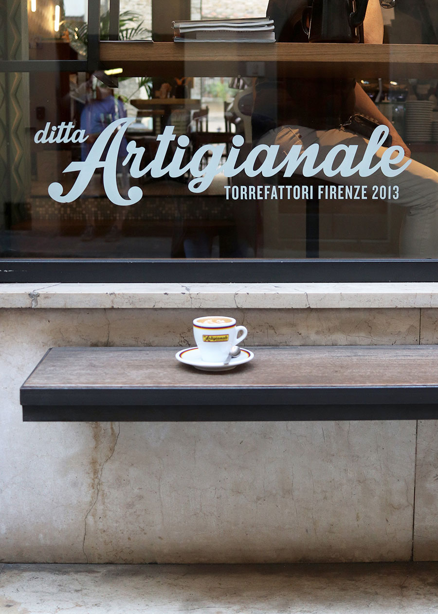 Außenansicht des Cafés Ditta Artigianale in Florenz