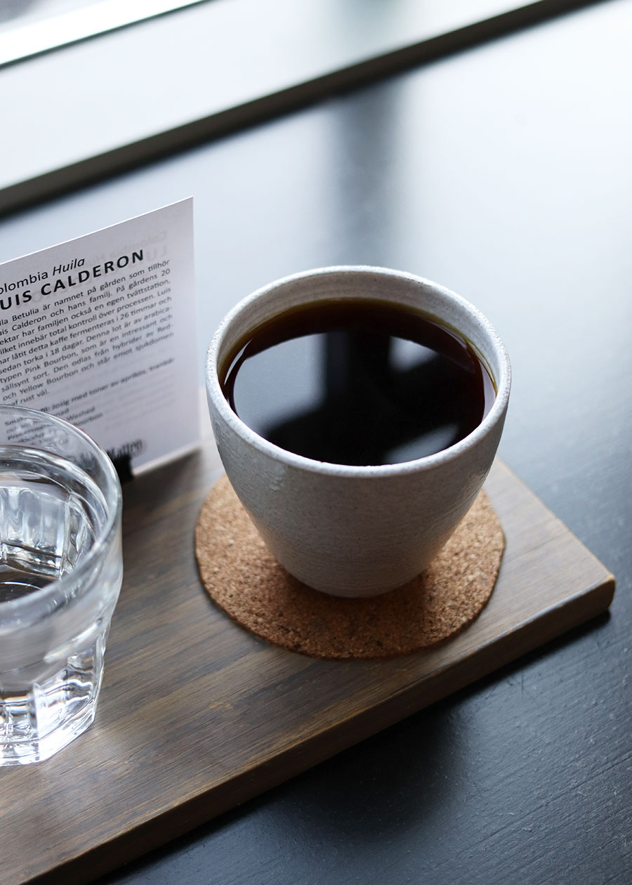 Filterkaffee im Keramik Becher