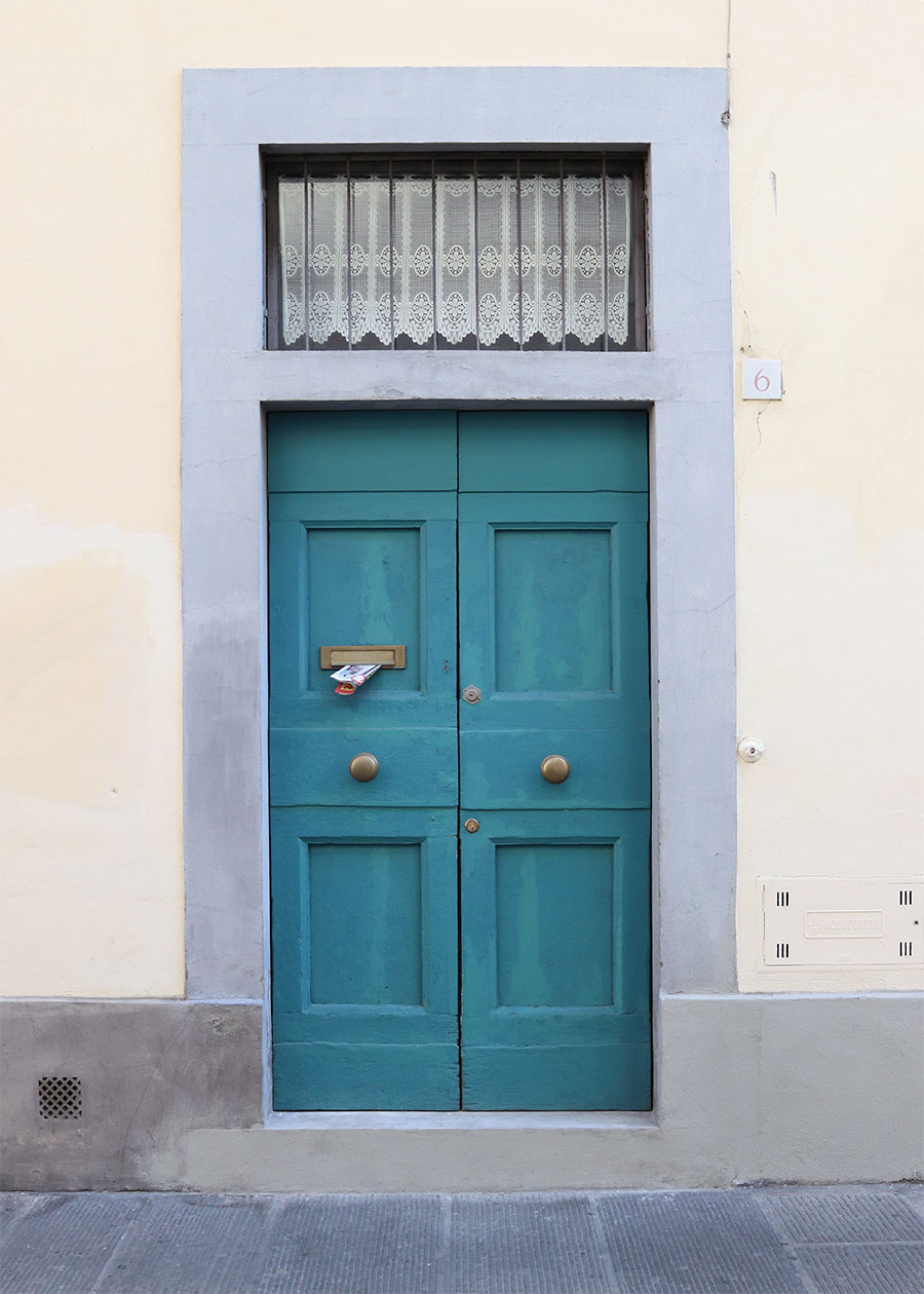 Eine alte Tür in Florenz